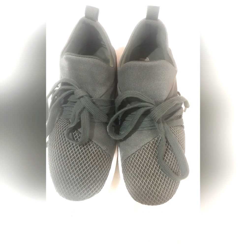 Austin sneakers